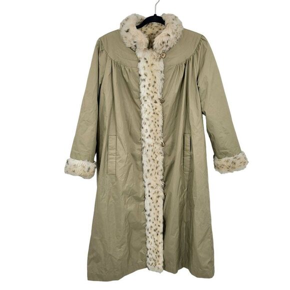 Vintage 70's Reversible Vegan Faux Fur Raincoat M Snow Leopard Animal Pockets - Picture 9 of 16